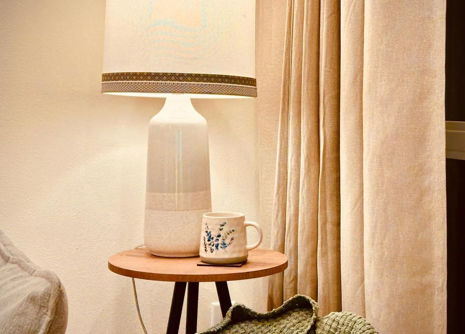 Luxe & Bright Gem - Prime Location, Roof Deck, View Apartment Seattle